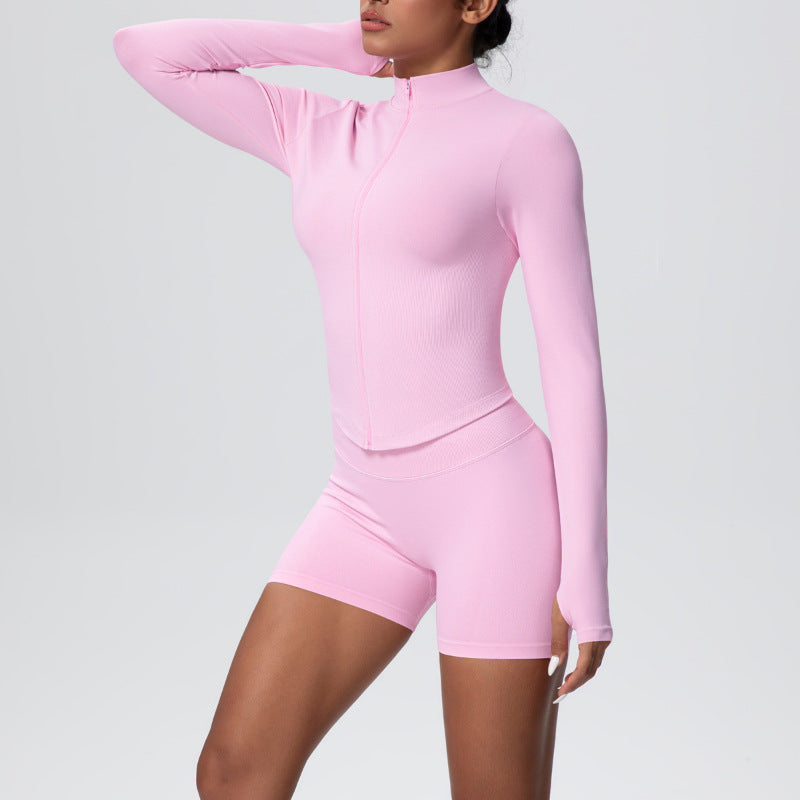 Full length front zip of the seamless activewear jacket up to the stand collar