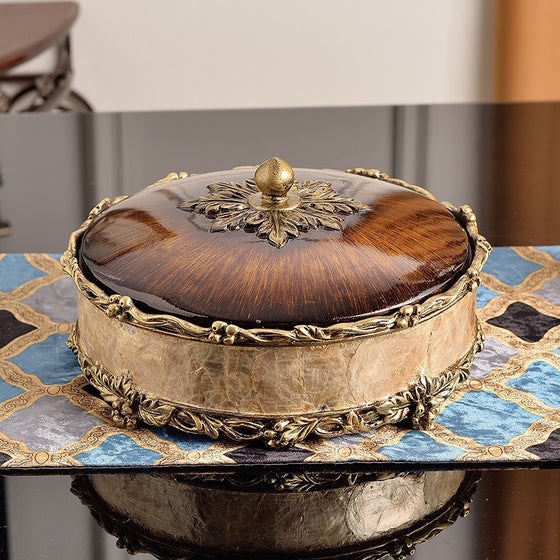 European Vintage Resin Home Decor with Pearl Shell Inlay