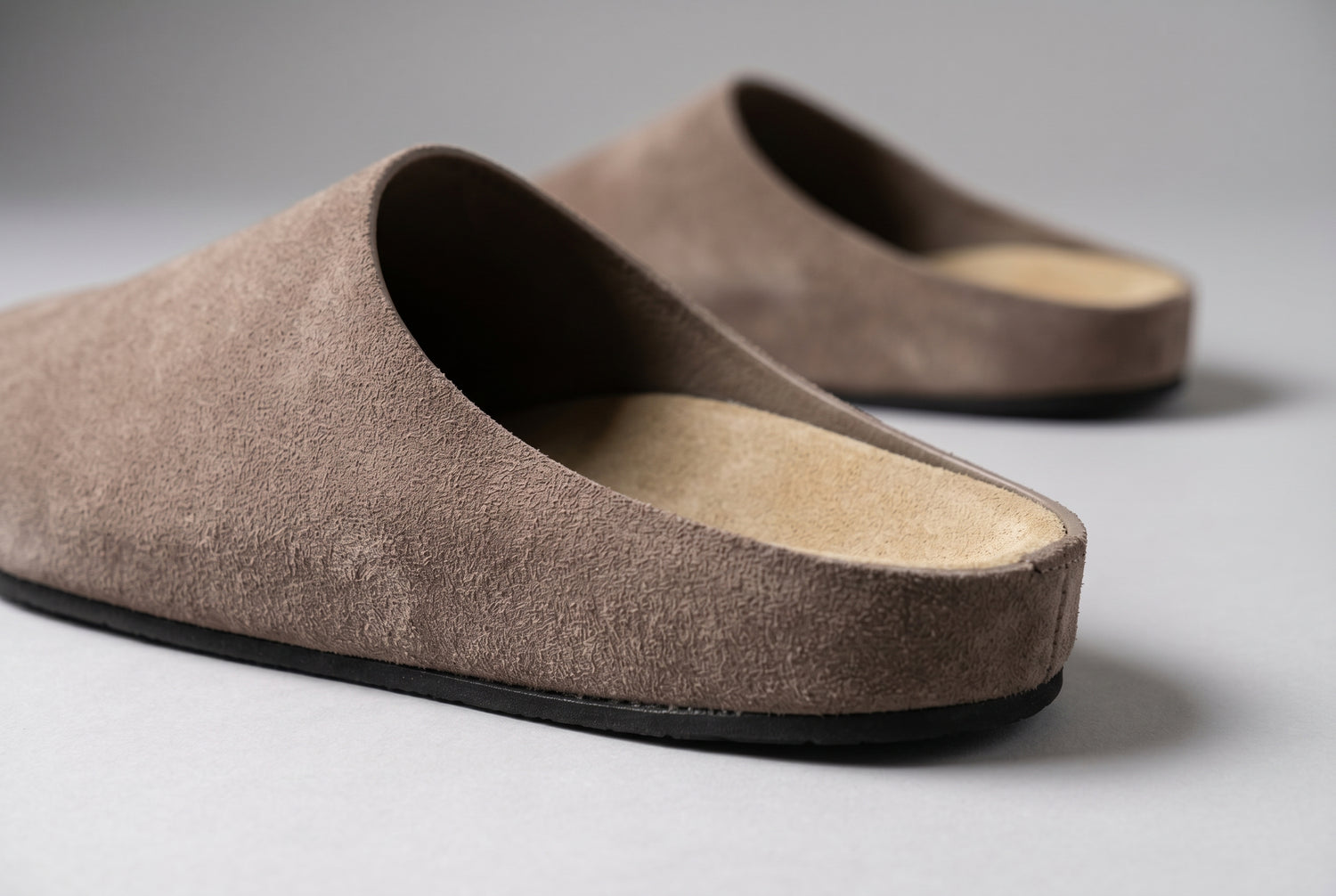 casual-round-toe-slip-on-slippers functional close up
