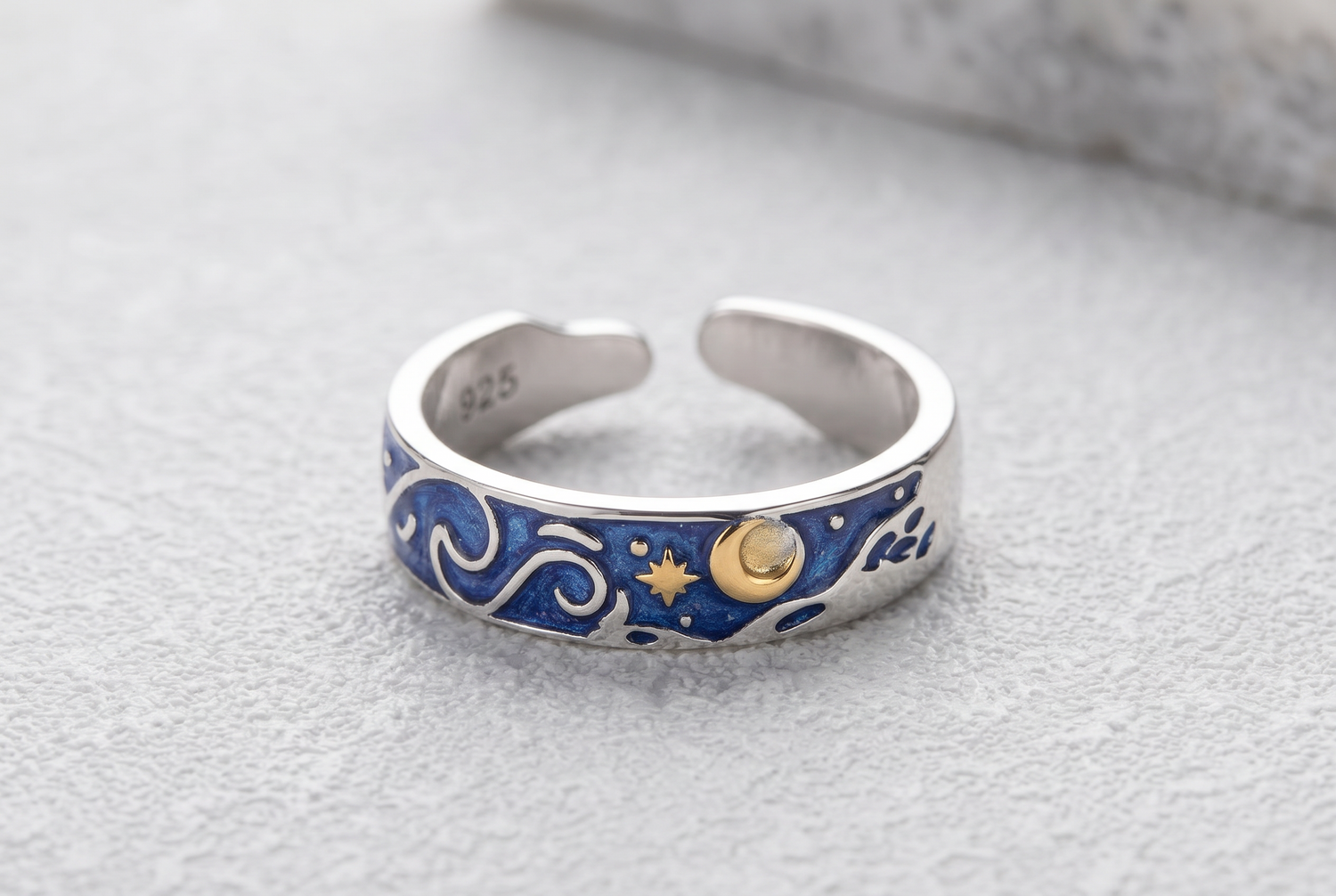 adjustable-van-gogh-starry-night-ring functional close up
