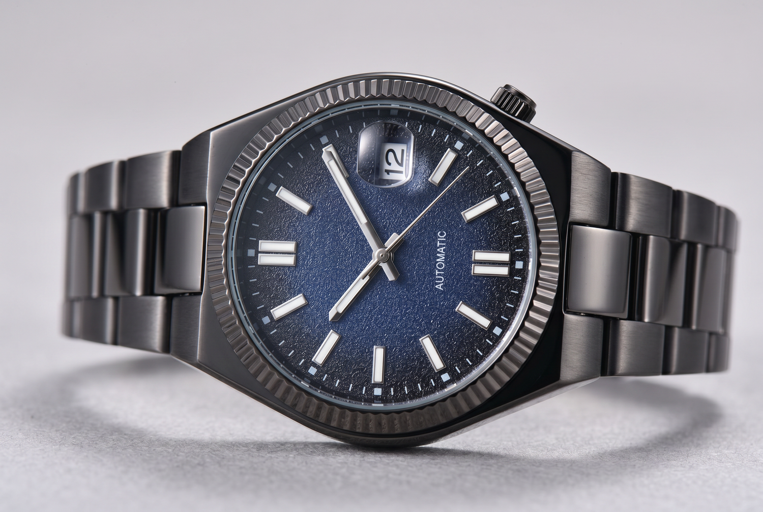 men-s-automatic-mechanical-watch-watches functional close up