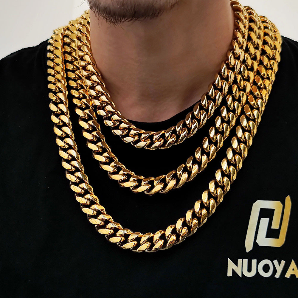 Men's Necklace | material close up