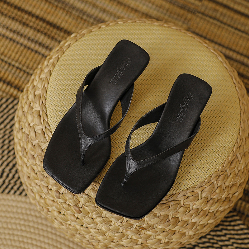 Square-Toe Kitten Heel Sandals | packaging and includes overview
