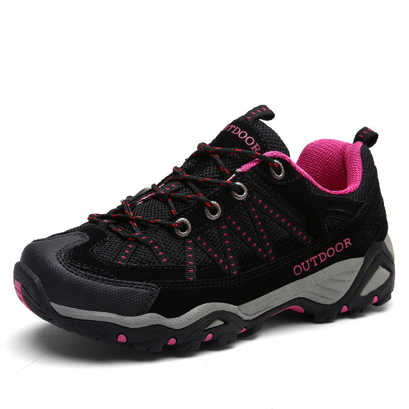 Lugged natural rubber outsole of a unisex outdoor hiking shoe