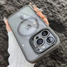 Grey / iPhone 15