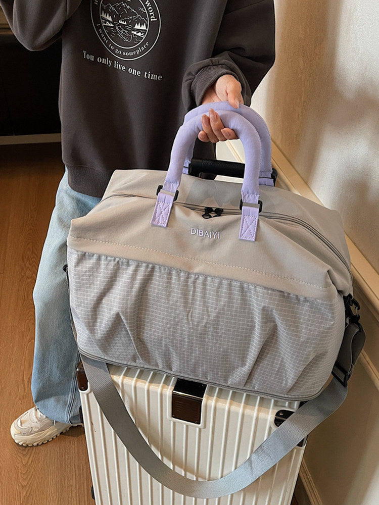 Expandable Travel Hand Luggage Bag | close up material texture