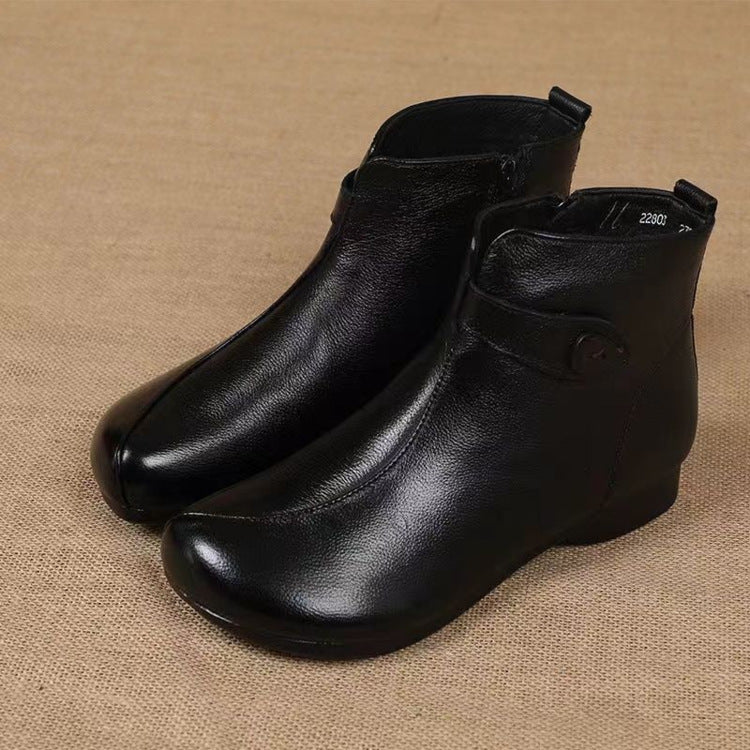 Black soft leather ankle boots, single lining, size 35