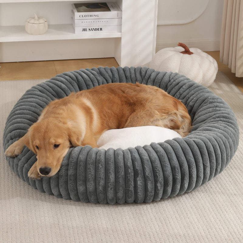 Plush Round Pet Bed | lifestyle in use scene