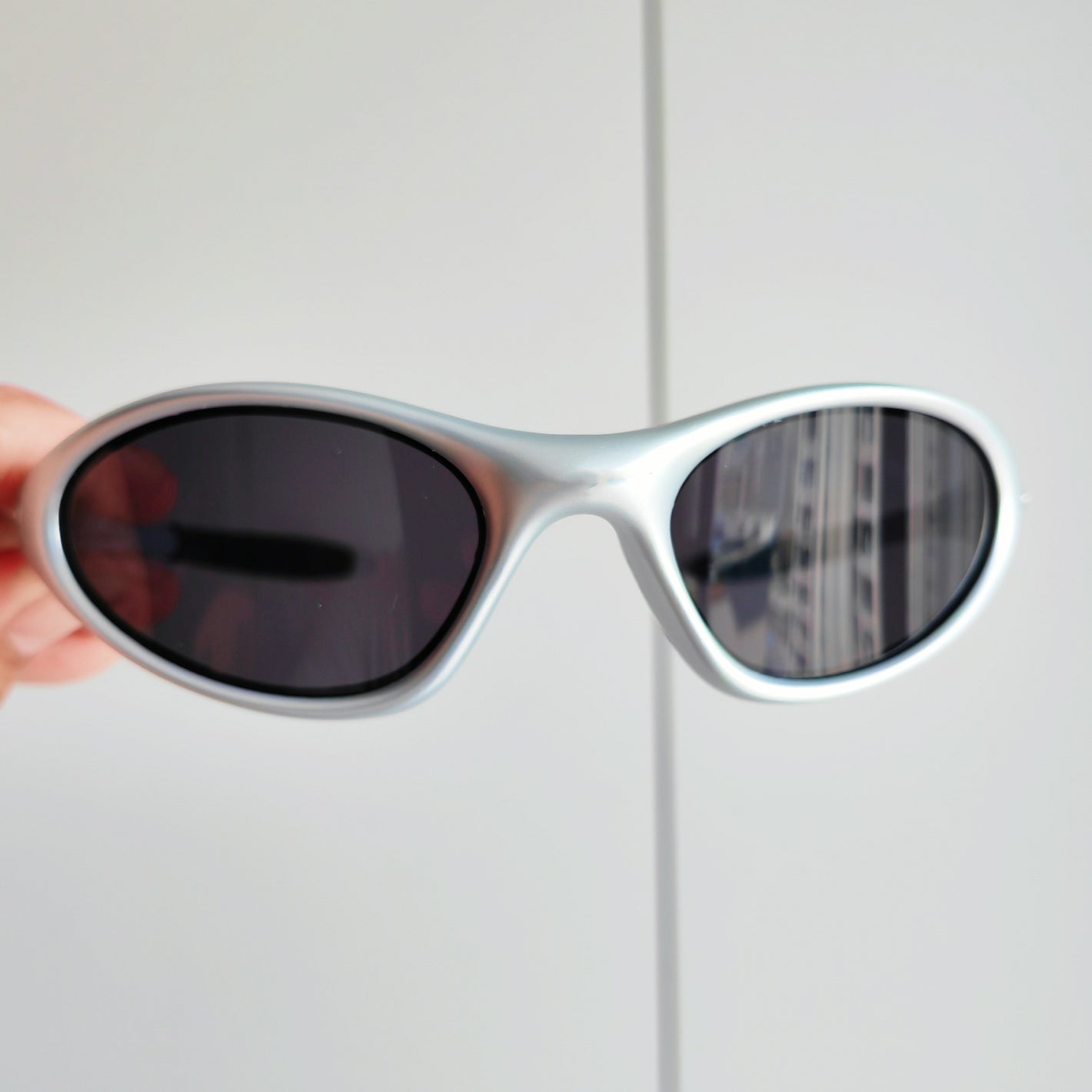 Retro Small Frame UV Protection Sunglasses | front view product detail