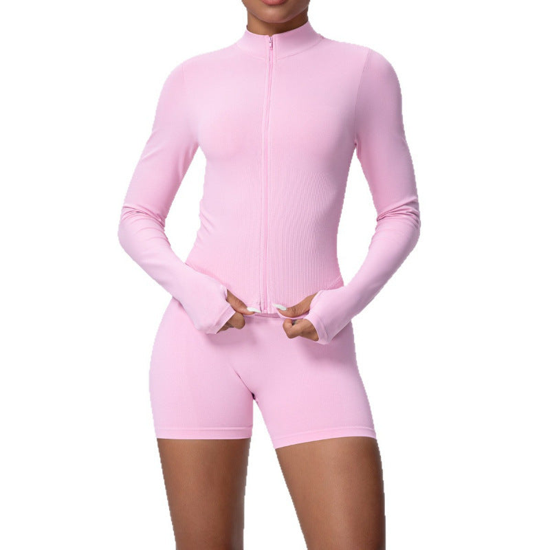 Thumb hole cuff detail on the long sleeve seamless activewear jacket
