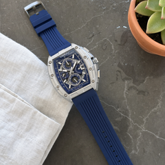 Customer photo of the CRRJU quartz watch on a marble counter