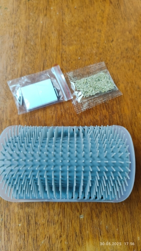 cat-self-grooming-brush-massage customer review photo 32