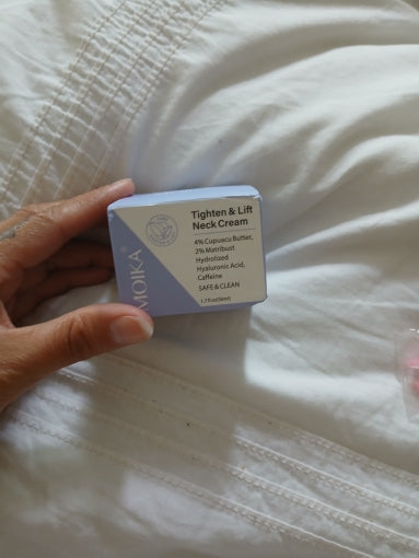 neck-wrinkle-moisturizing-cream customer review photo 5