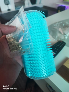 cat-self-grooming-brush-massage customer review photo 9