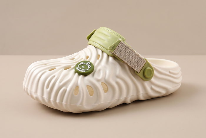 Set the heel strap