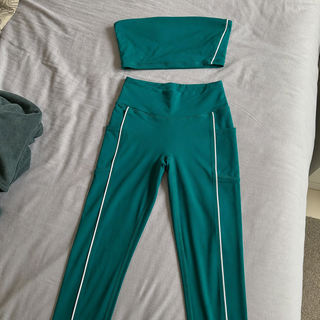 womens-yoga-running-sports-set customer review photo 1
