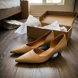 cowhide-retro-pointed-toe-sandals-women-s-sandals customer review photo 1
