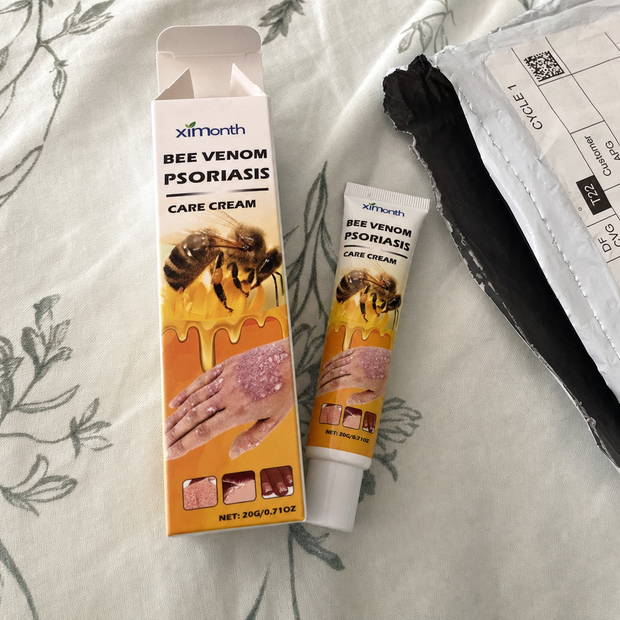 bee-venom-moisturizing-skin-care-cream customer review photo 1