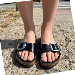 women-retro-flat-sandals-with-gold-buckle customer review photo 2