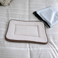 pet-cooling-mat customer review photo 4