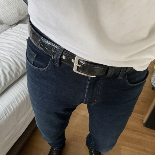 Customer photo of the black crocodile pattern leather belt worn on jeans